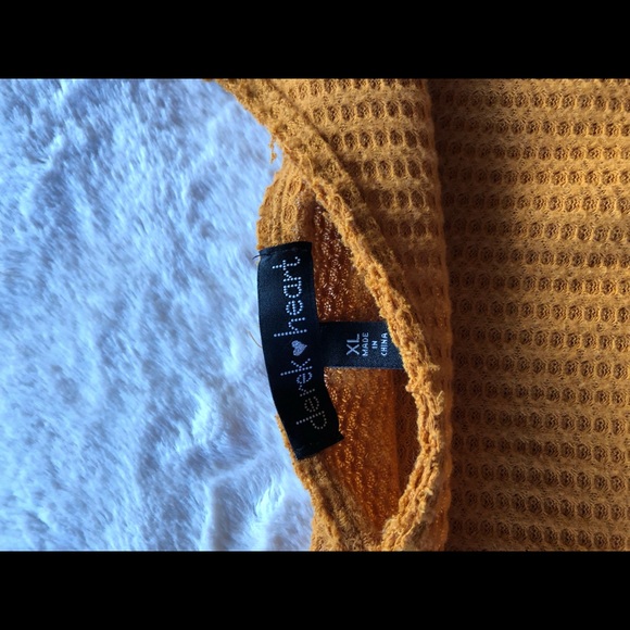 Derek Heart Mustard Sweater - Picture 2 of 2